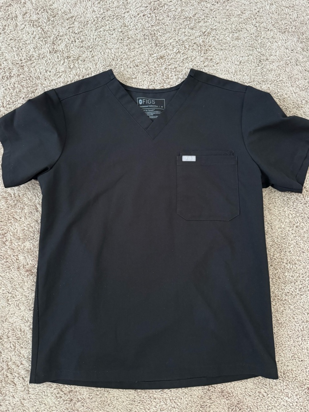 FIGS Men's Black Scrubs Set